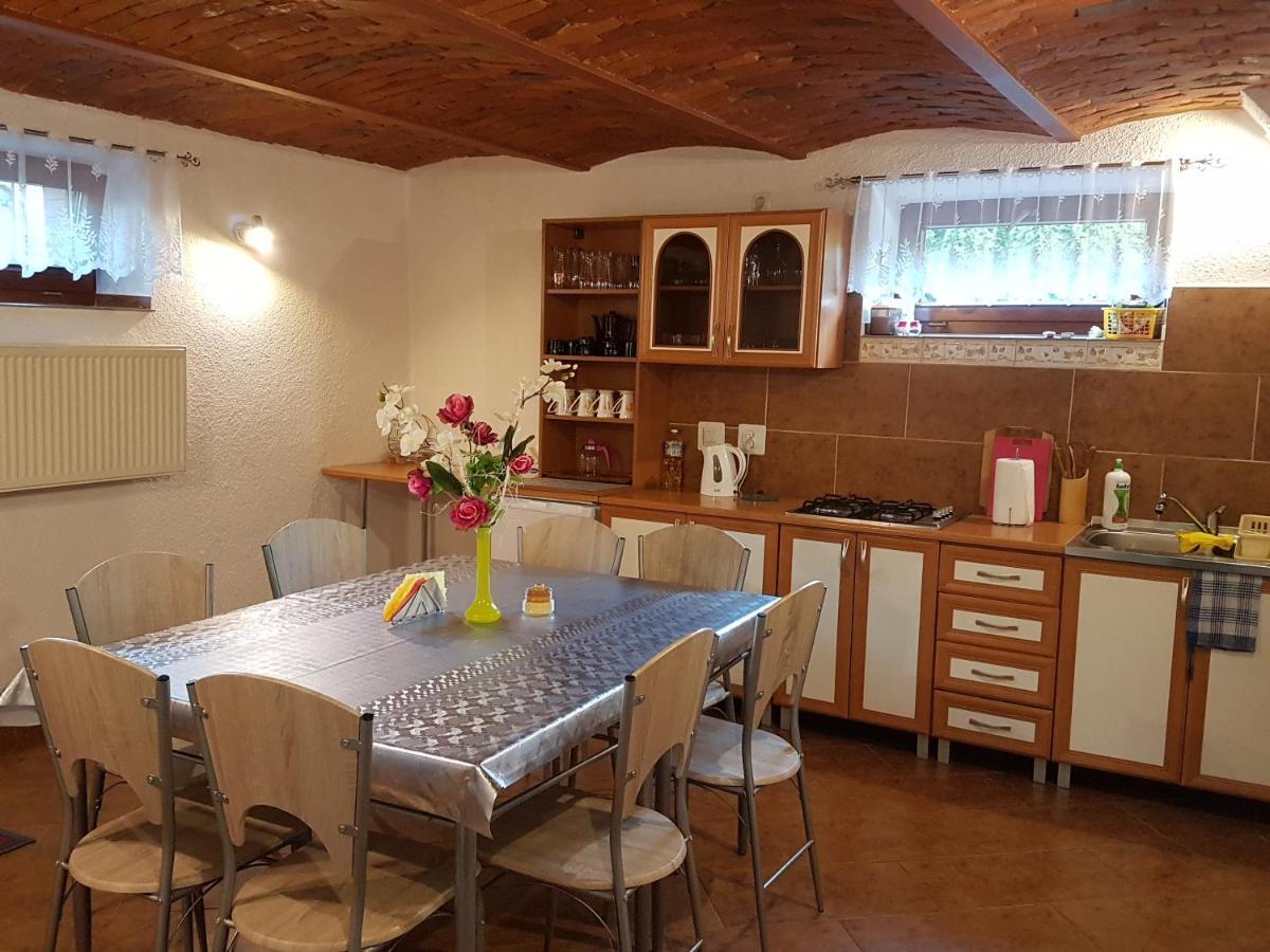 Kornelia Pokoje Goscinne Stronie Śląskie Exterior foto